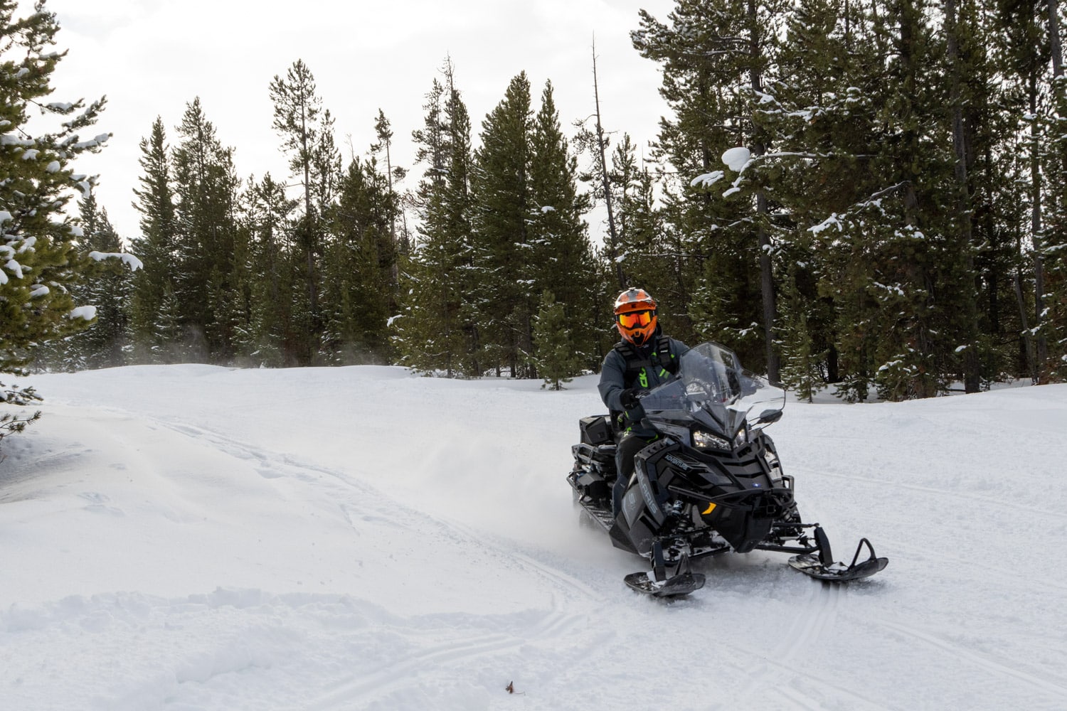 2024 Polaris Titan Adventure ProStar S4 - Test - 4Ridersmag