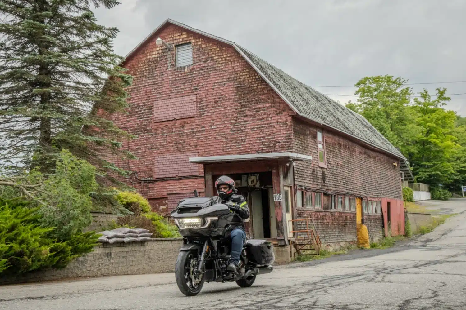 Harley-Davidson CVO Road Glide ST 2024