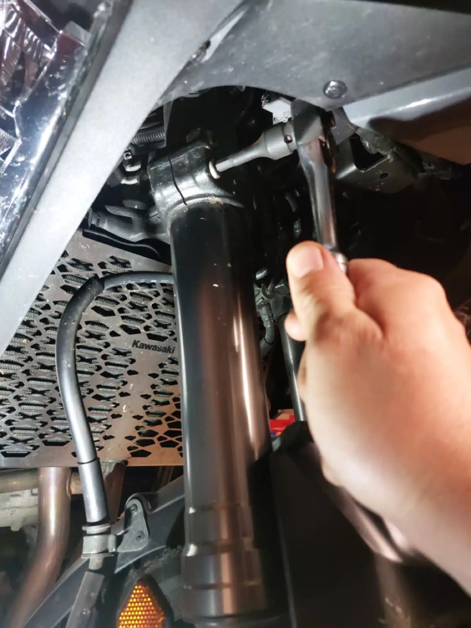 Suspension lowering kit