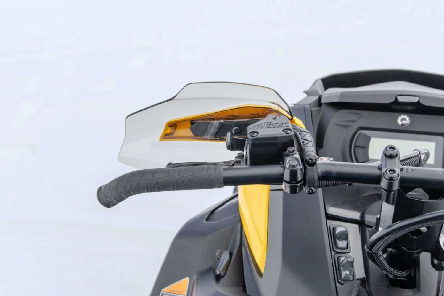 2026 Ski-Doo MXZ NEO+