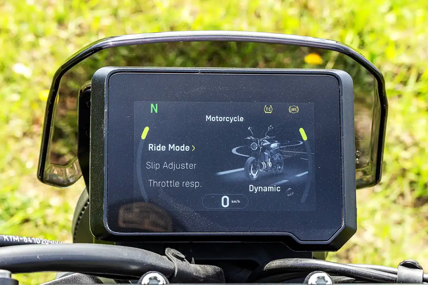 2025 Husqvarna Svartpilen 801 review
