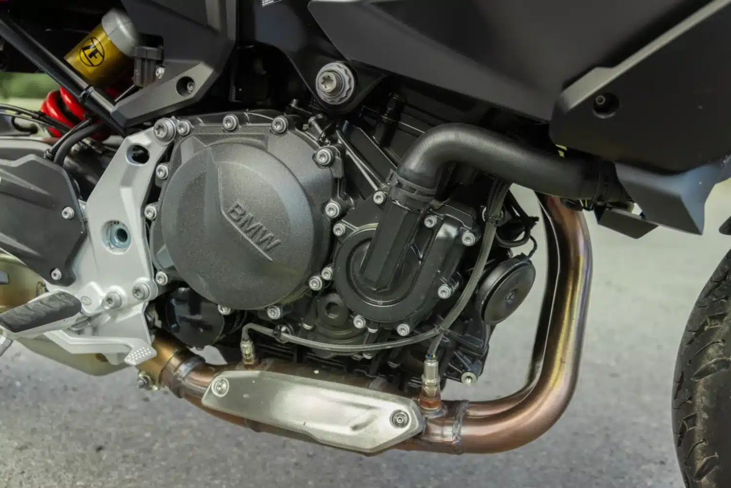 Test of the 2025 BMW F 900 XR