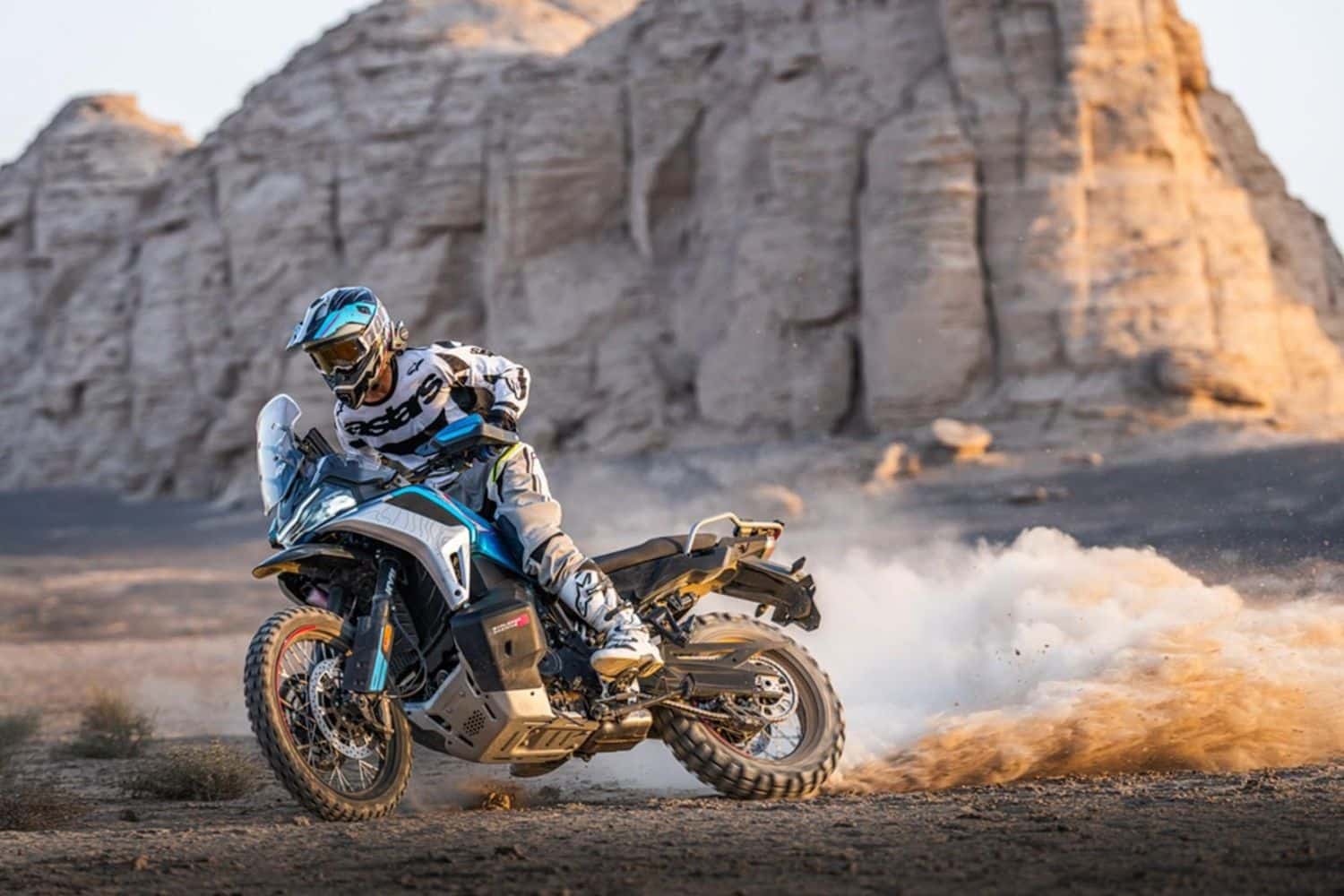 CFMOTO 1000MT-X – Manufacturer Photo 