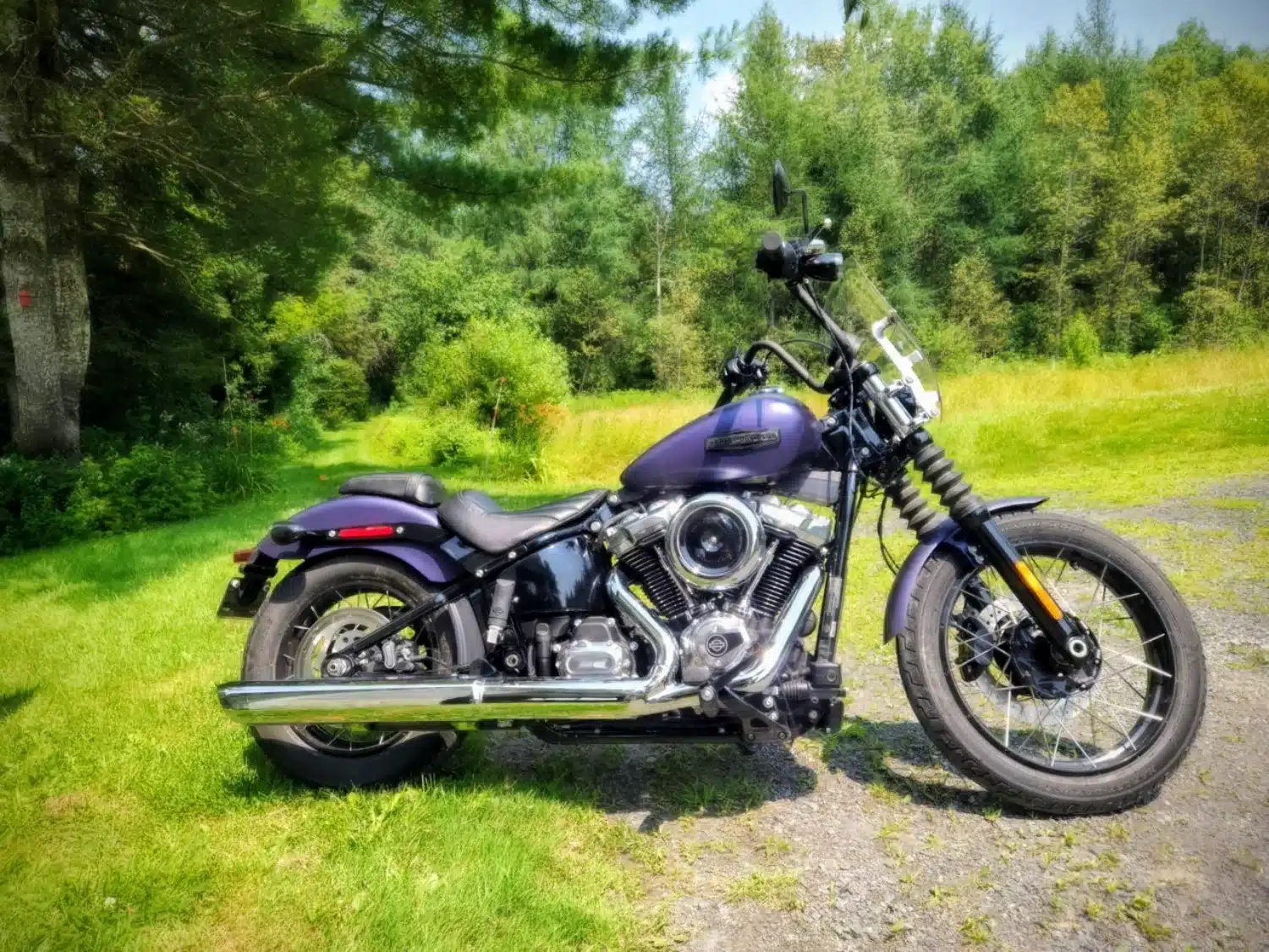 How beautiful it looks in its ‘Purple Abyss Denim’ paint job.