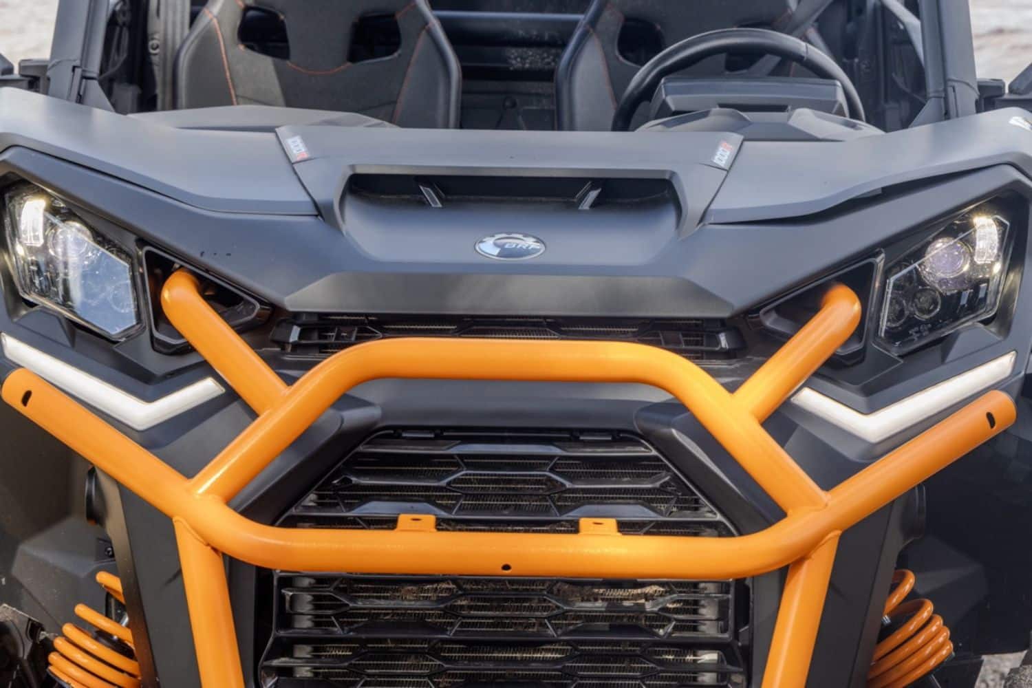 The Commander's front design is very strong.