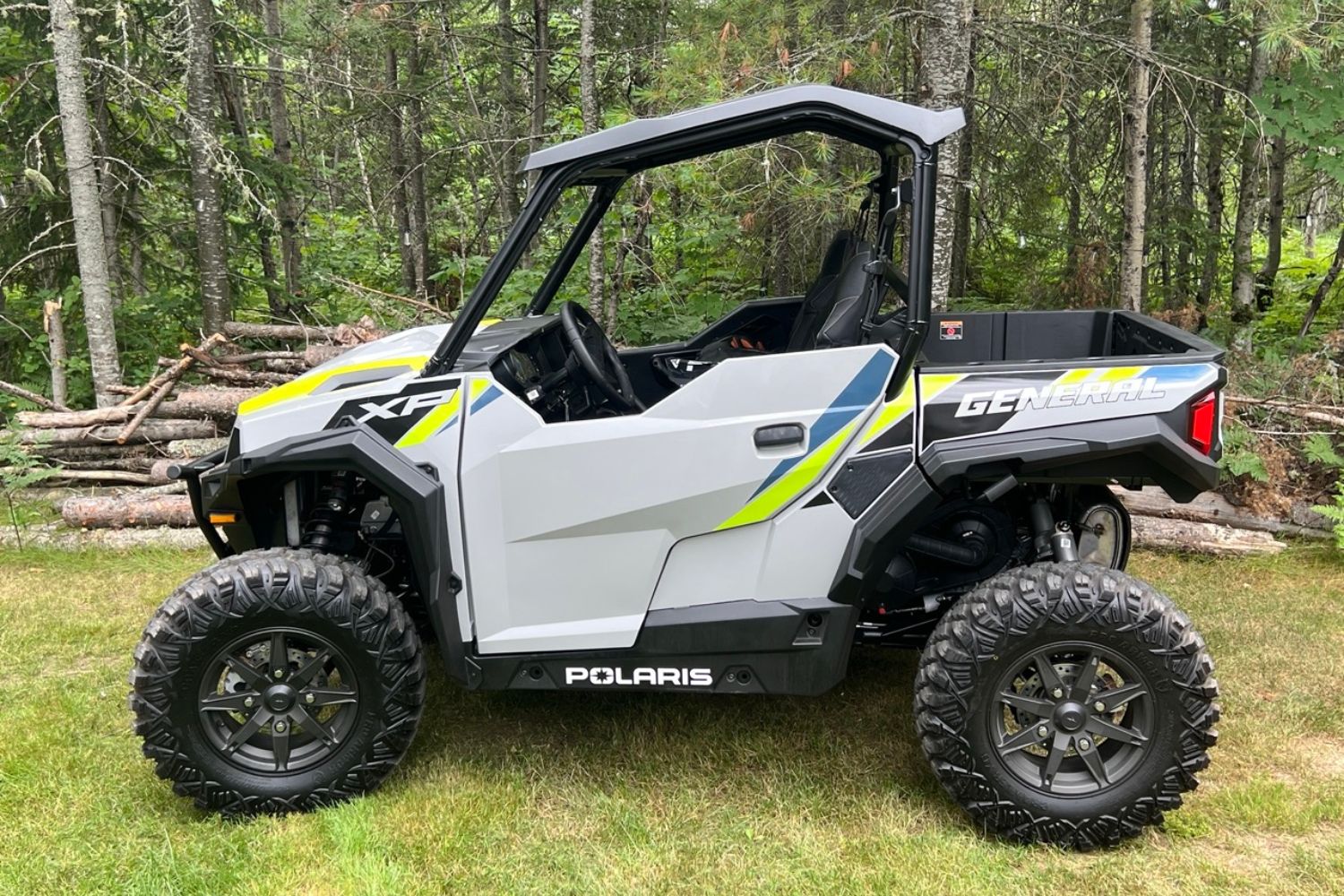 Profile of the Polaris General XP 1000