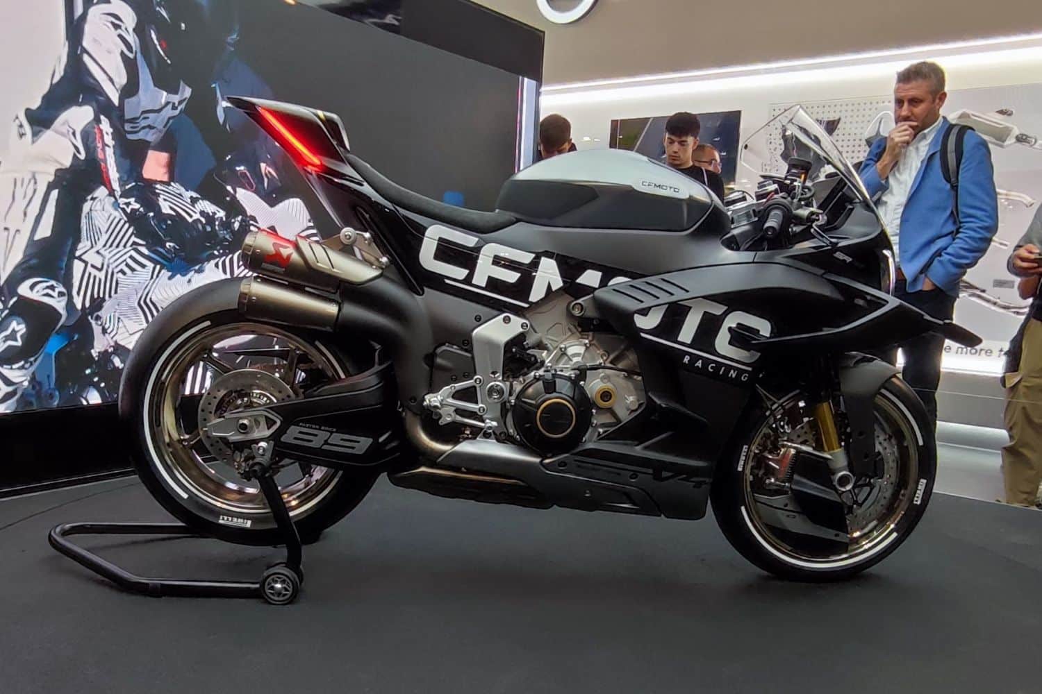 V4 SR-RR PROTOTYPE in Milan – photo by Michel Thomas