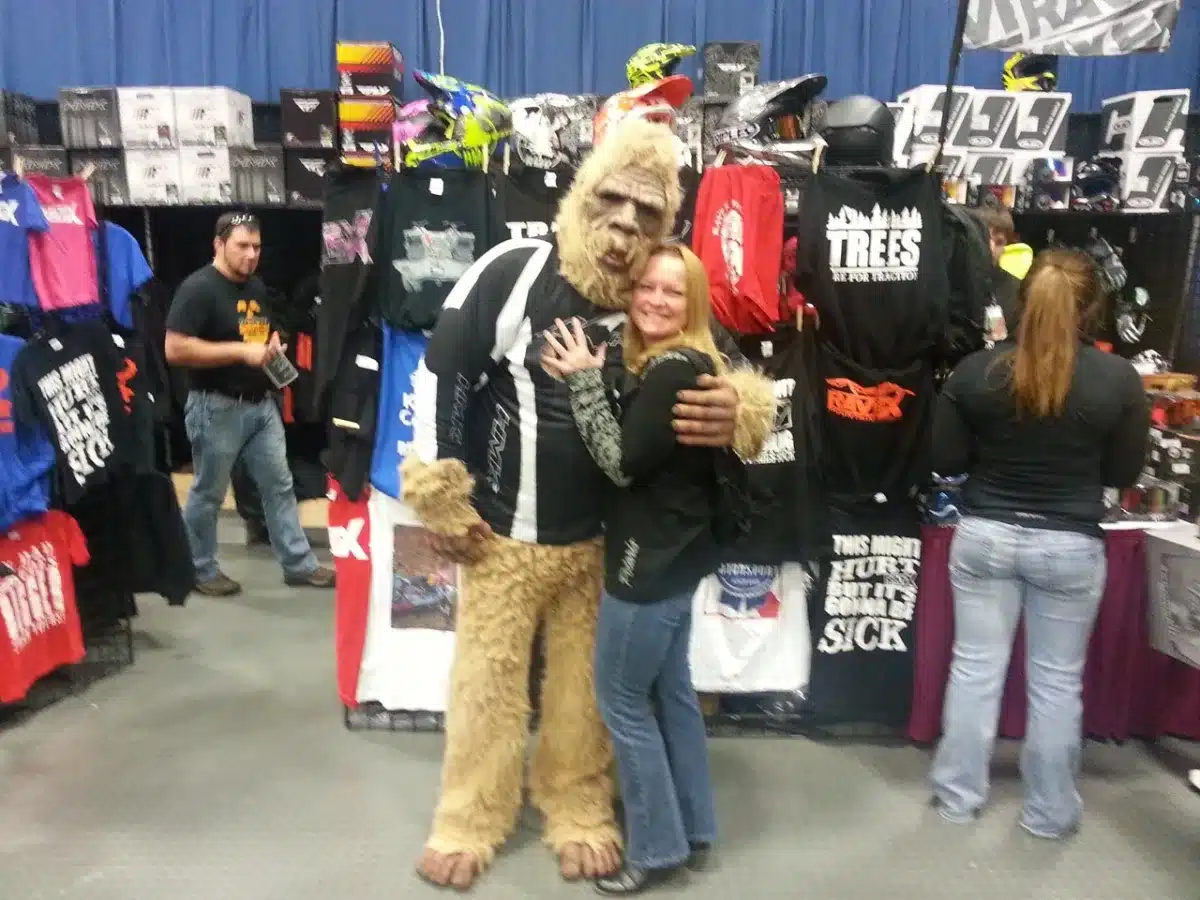 PHOTO 12 - Sasquatch – grande taille