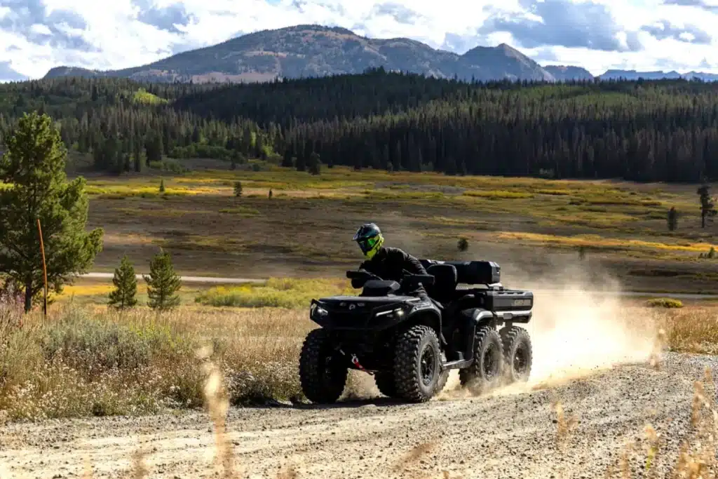 2026 Can-Am Outlander MAX 6x6 Backcountry 1000R