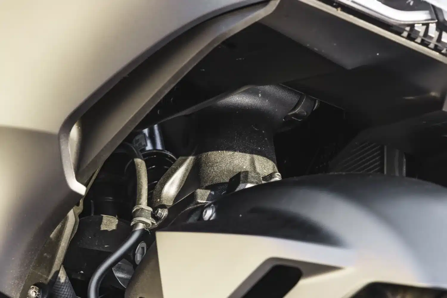 Honda's exclusive double fork suspension