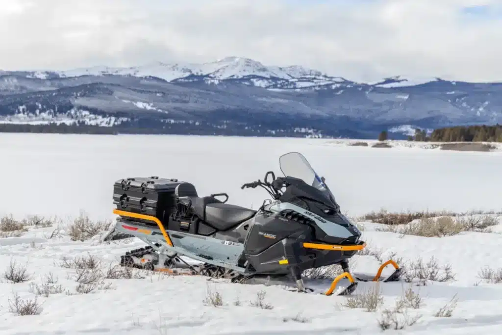 2027 Ski-Doo Skandic SE