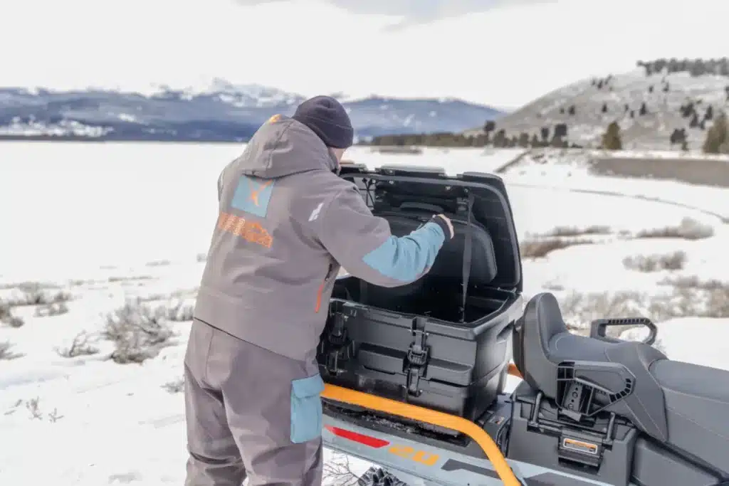 Standard rear storage box