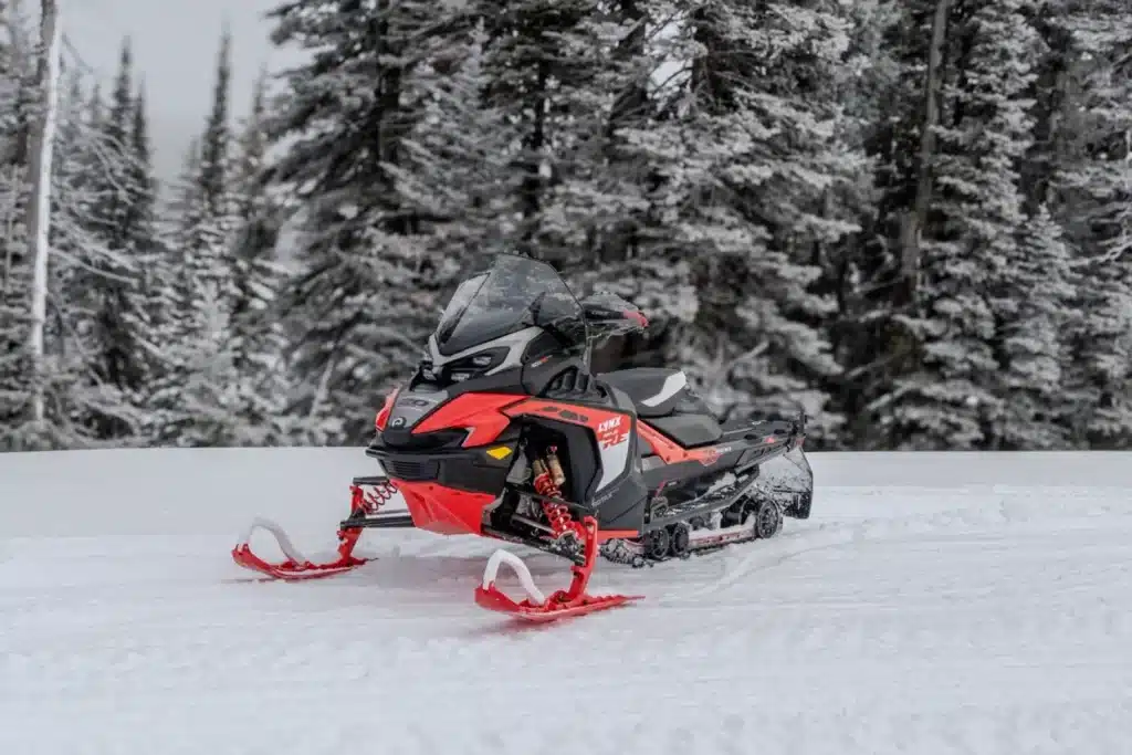 2027 Lynx RAVE RE 600RR