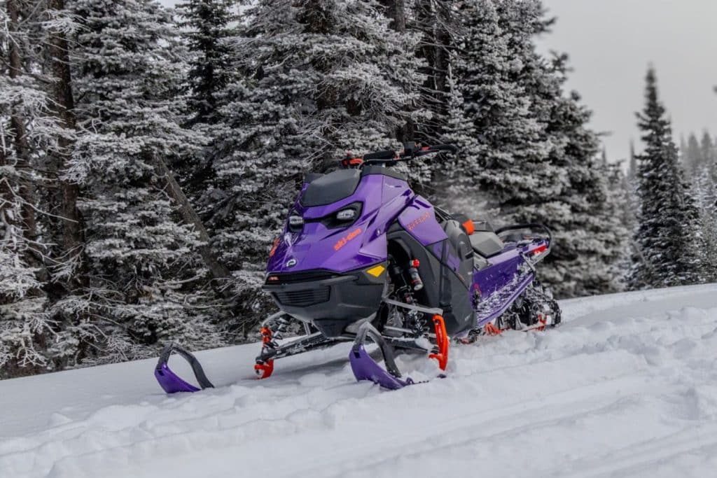 It looks very sexy in its new Ultraviolet purple paint job.