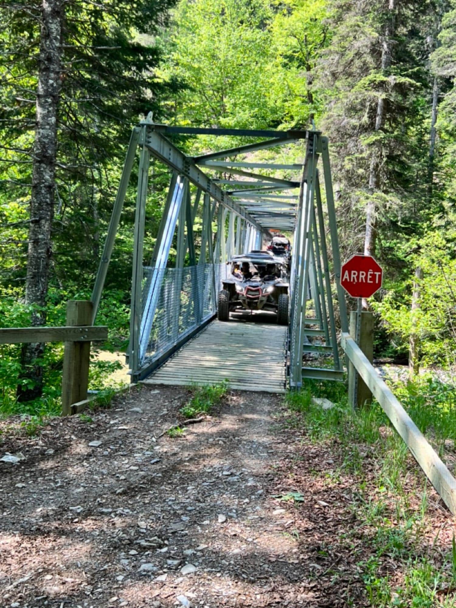 is quebec the only jurisdiction to restrict the size and weight of side-by-side vehicles