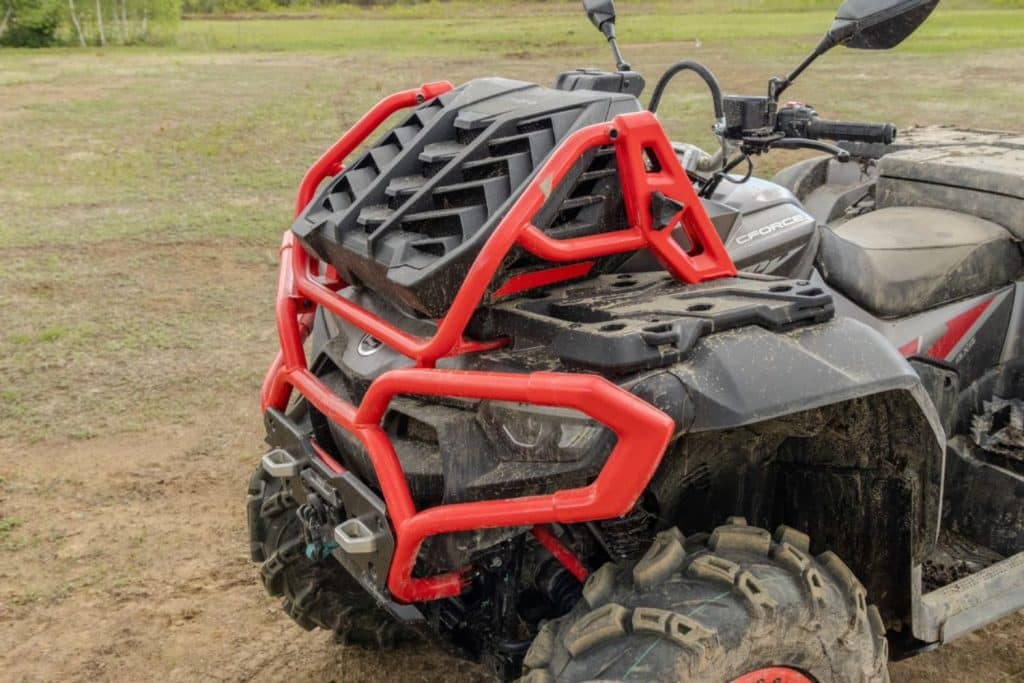 Raised radiator and air intake