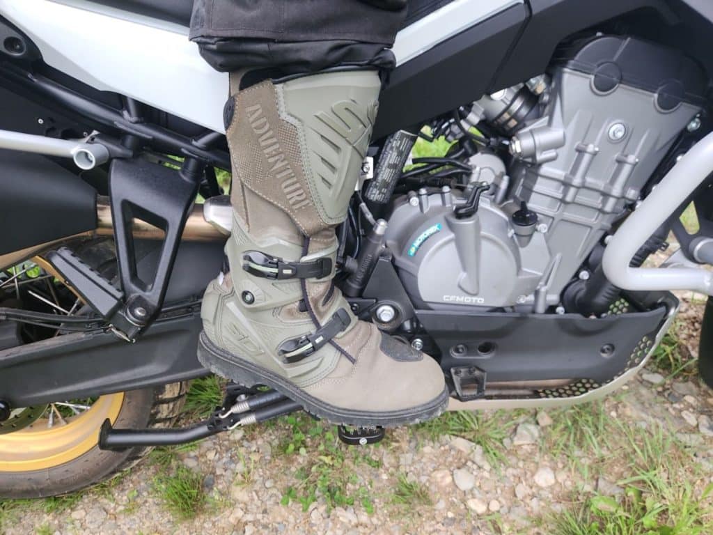 The boot is completely waterproof while still offering good breathability.