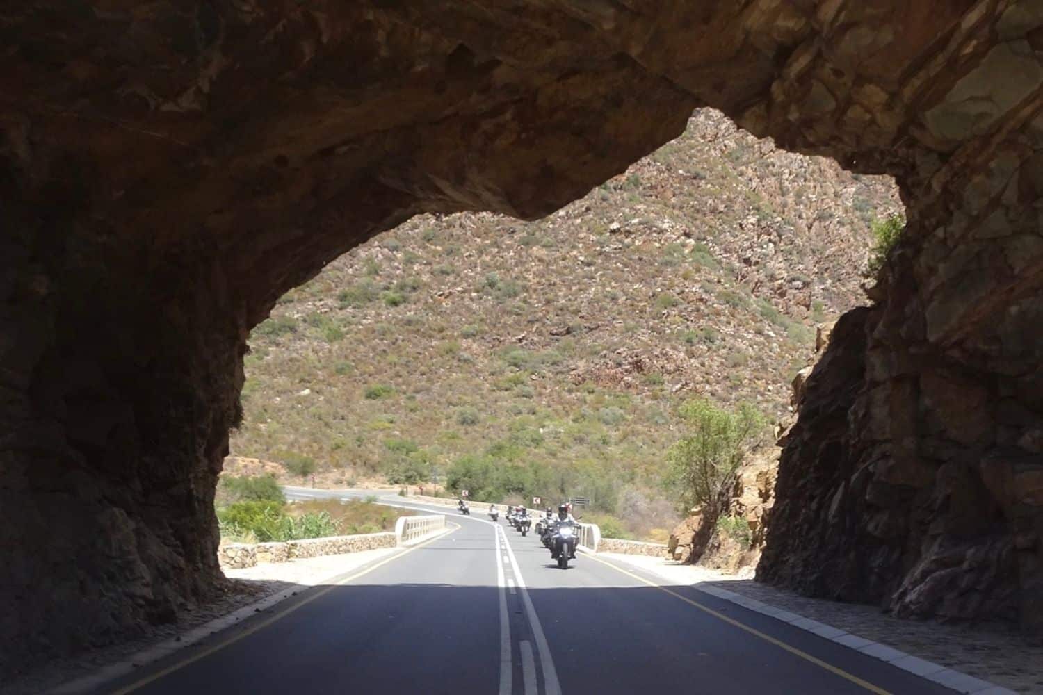 The Cogmanskloof Pass, along Route 62.