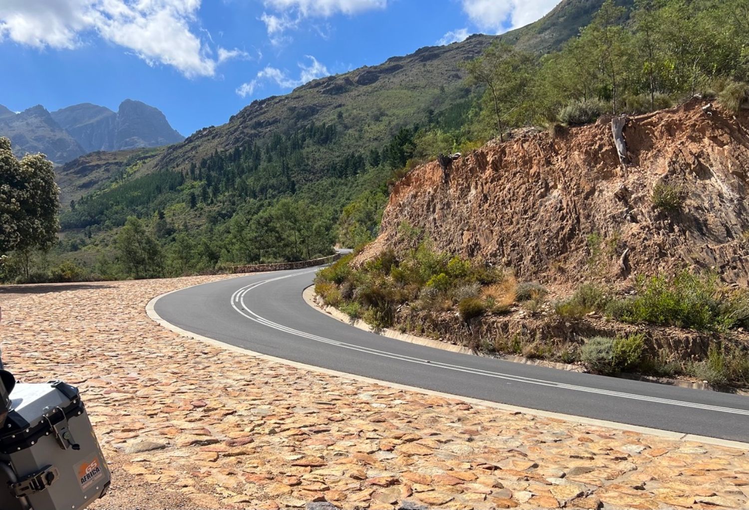 Panoramic view of the road winding through the mountains of the Bainskloof Pass